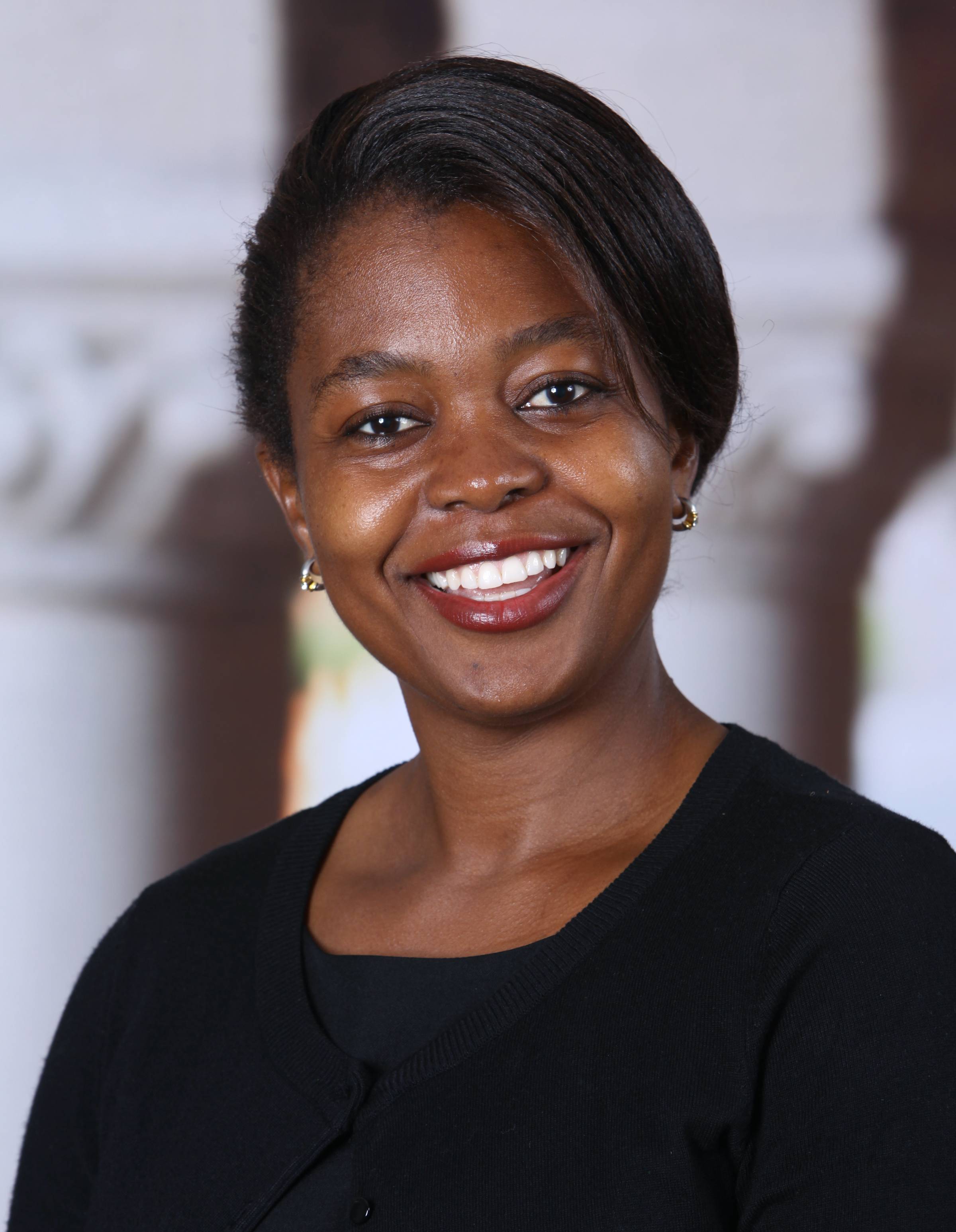 Headshot of Sarah Mandudzo
